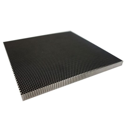 Corrosion resistant stainless steel honeycomb core